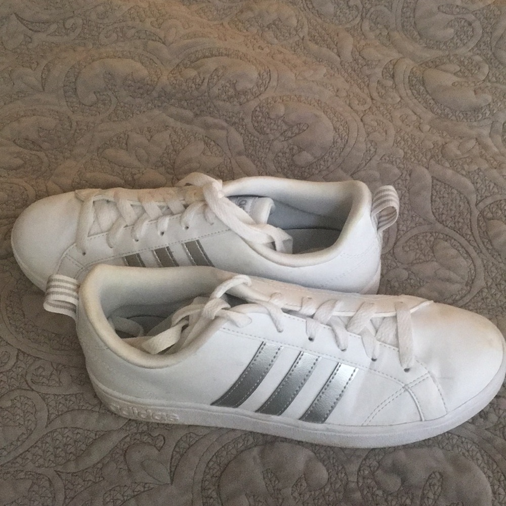 Adidas white superstars, silver lines